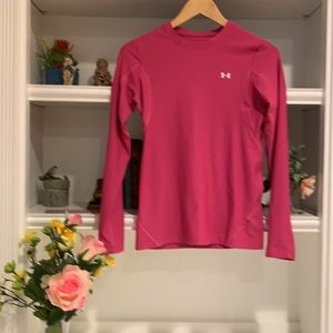 Under Armour sporty blouse.#71